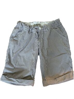 Abercrombie & Fitch Womens Size 8 Striped Seersucker Bermuda Shorts